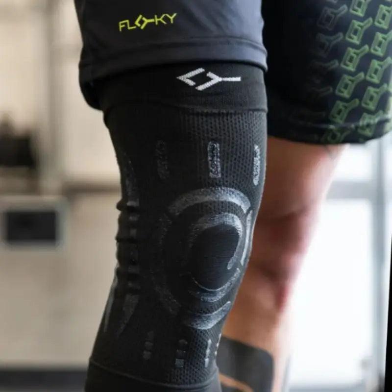 GENOUILLERE FLOKY KNEE SUPPORT NOIRE, GENOU DROIT